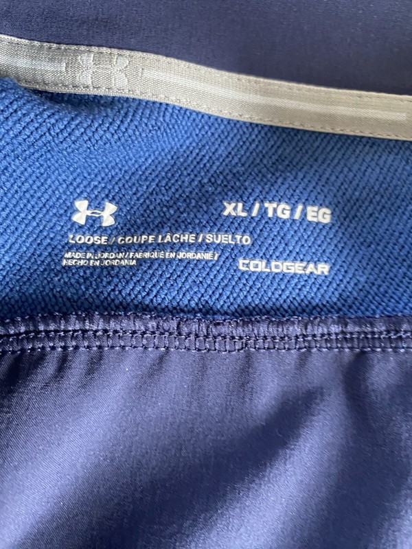 UNDER ARMOUR LOOSE COLDGEAR 1/4 ZIP PULLOVER, XL, PRE-OWNED & FREE SHIPPING! gallery