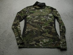 Under Armour Shirt Mens M Green Camo Long Sleeve Mock Neck Base Layer Hunting