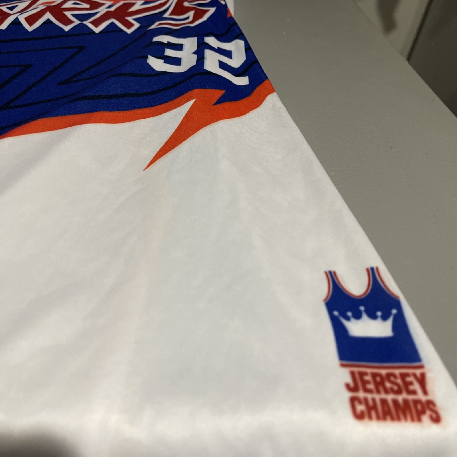 Shanghai Sharks Sewn Jersey Jimmer Fredette #32 Jersey Champs XL Suer Thin Light gallery