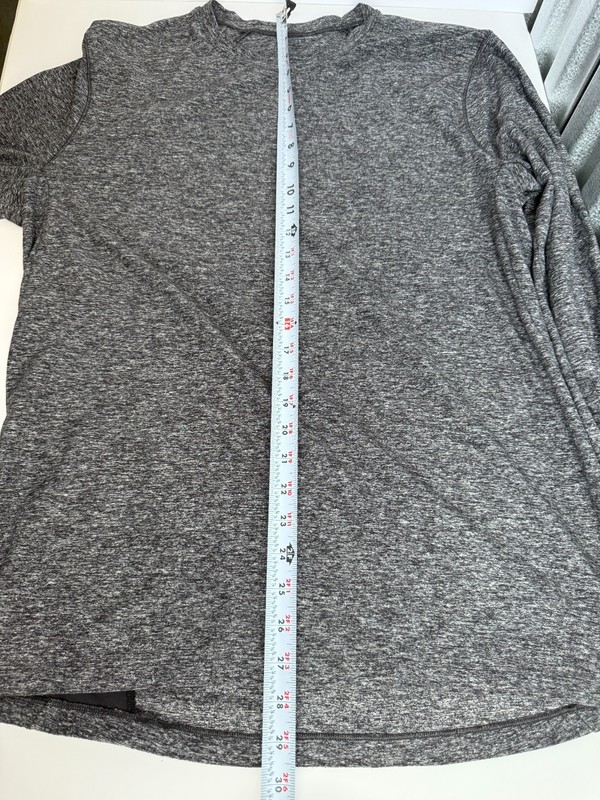 Lululemon Surge Mens L Black Grey Crew Neck Long Sleeve Pullover *PRISTINE* gallery