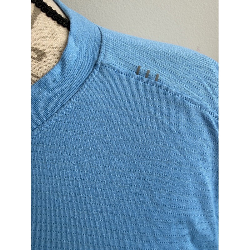 Lululemon Mens Metal Vent Tech Short Sleeve Shirt Blue Crew Neck Workout Top gallery