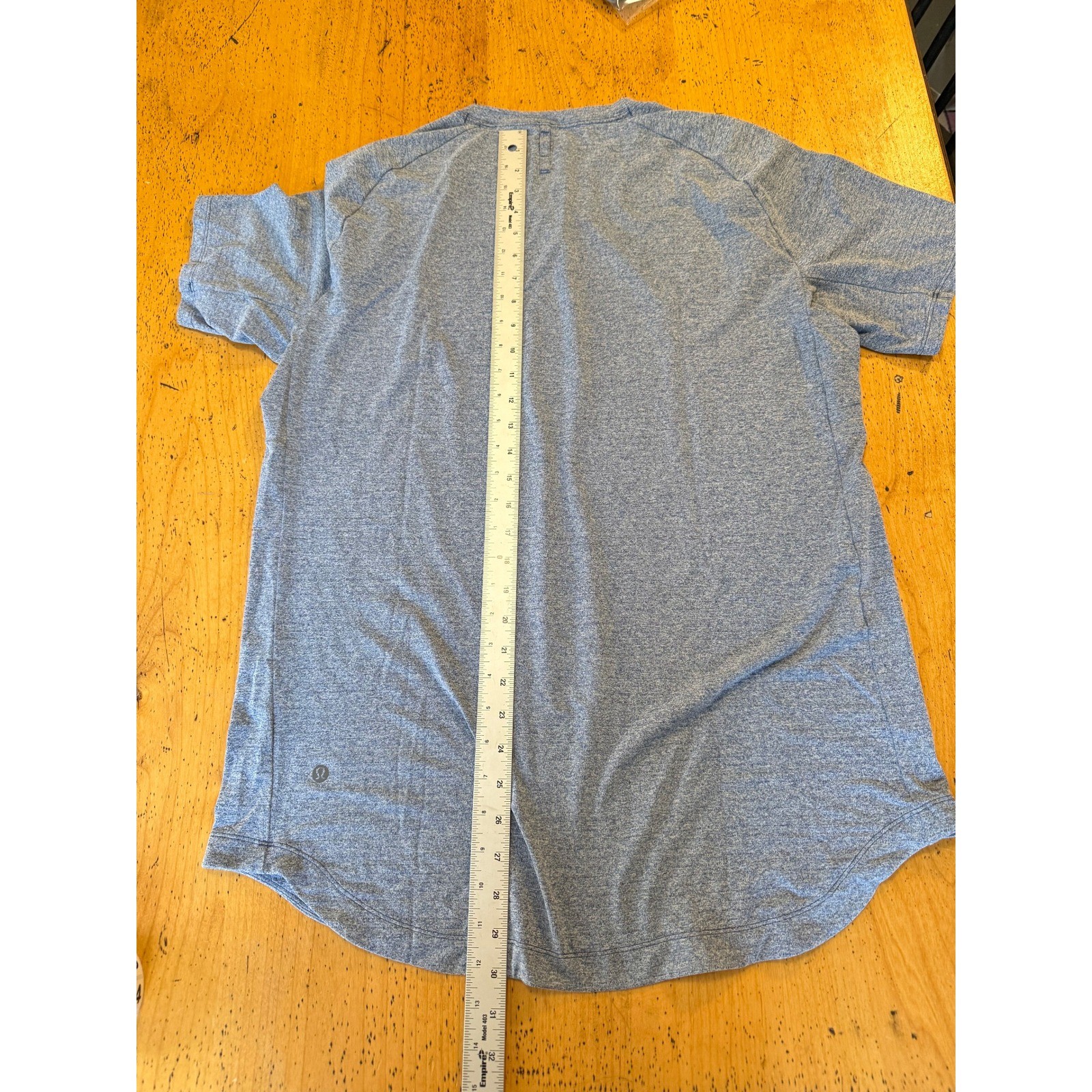 Lululemon Drysense Large Blue Heathered Short Sleeve Training Shirt Curved Hem gallery