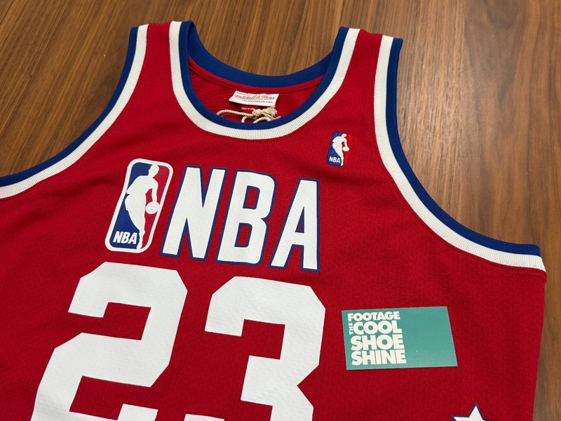 MITCHELL & NESS HWC MICHAEL JORDAN AIR EAST 1989 ALL-STAR JERSEY RED BLUE 44 L gallery