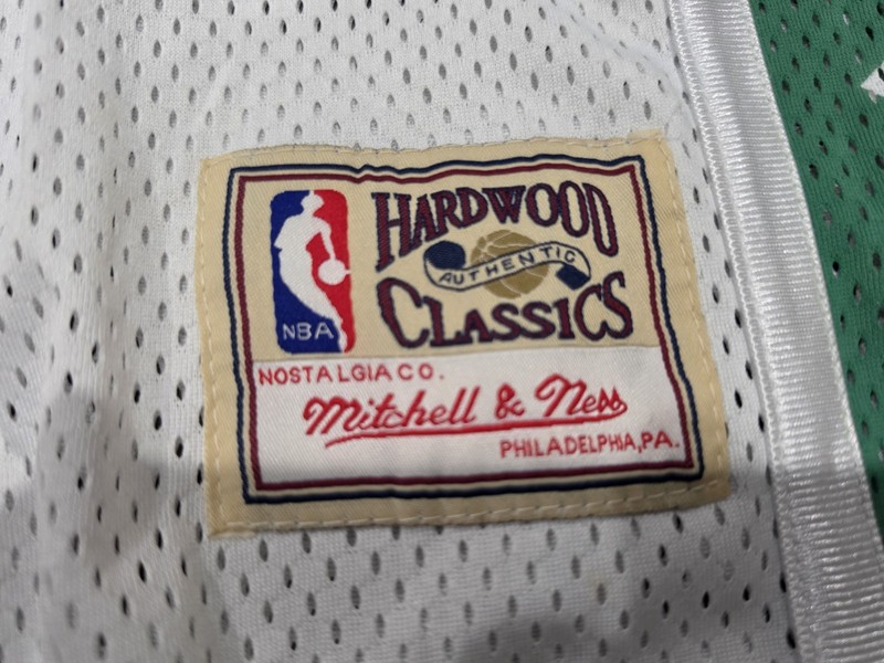 Mitchell & Ness NBA 1996 All Star Jersey Size 50 White Jason Kidd #5 gallery