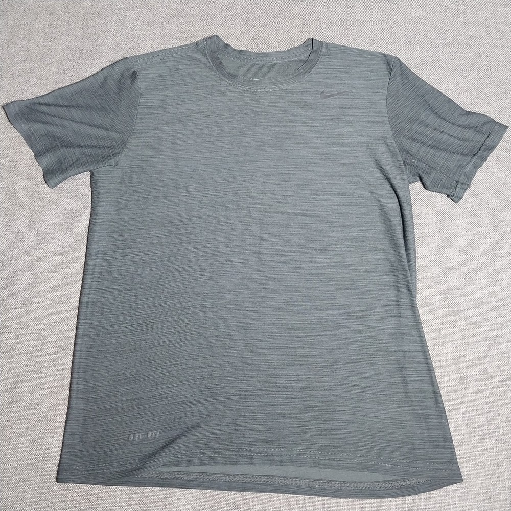 Men's Nike Dri Fit T Shirt Medium Dark Gray Short Sleeve