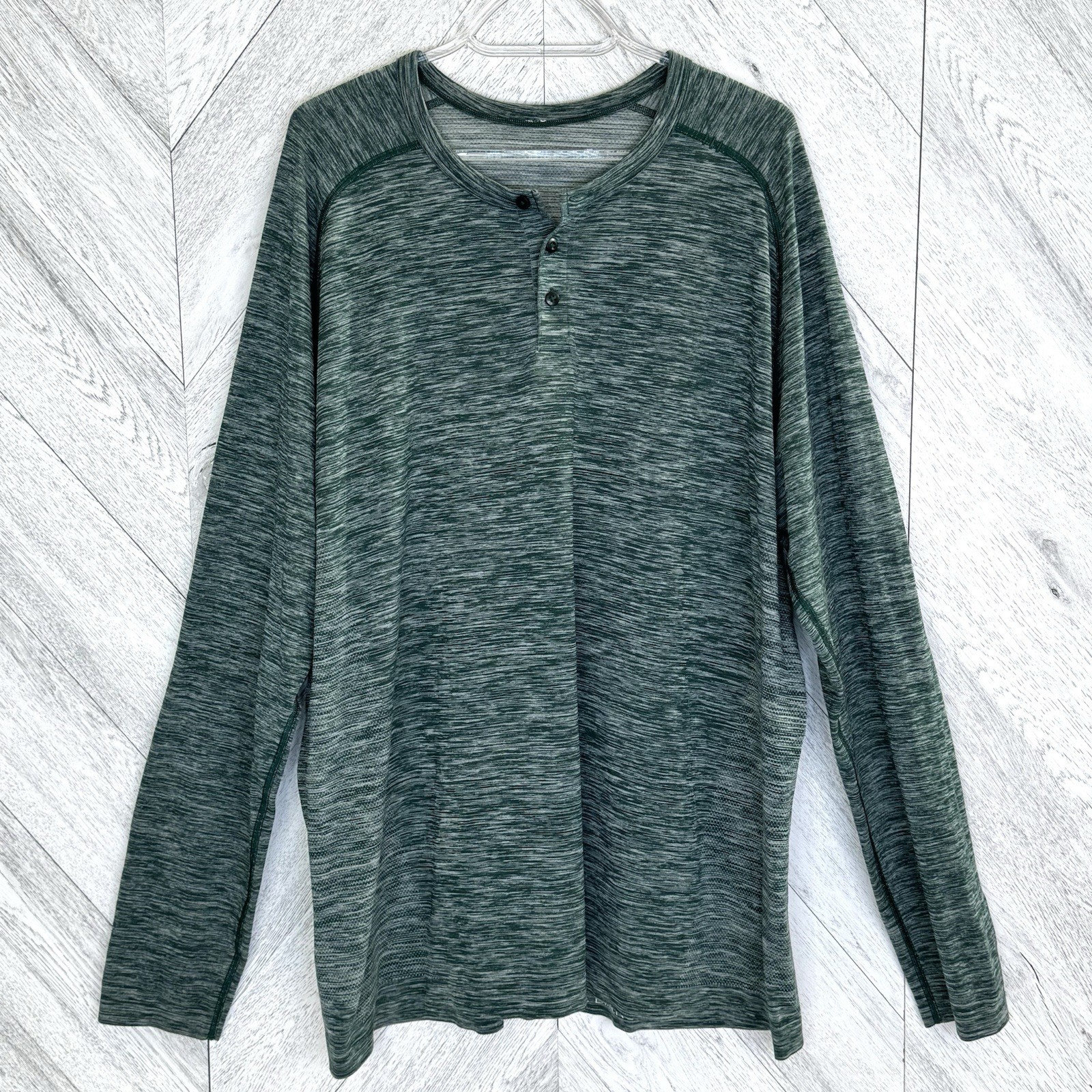 Lululemon Metal Vent Tech Long Sleeve Henley Shirt Mens XXL 2XL Static Green gallery