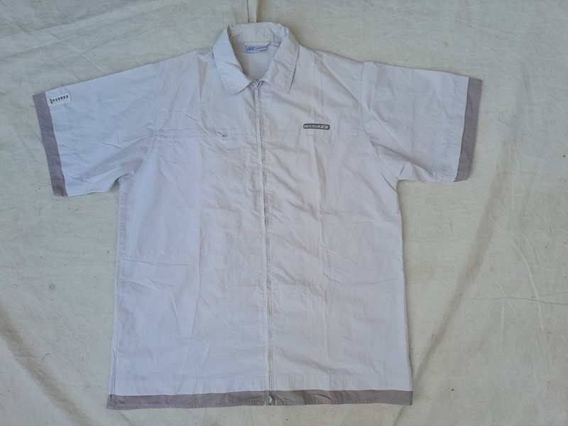 Vintage Reebok Bowling Shirt Men's Medium Beige Logo Boxy Fit Zip up gallery