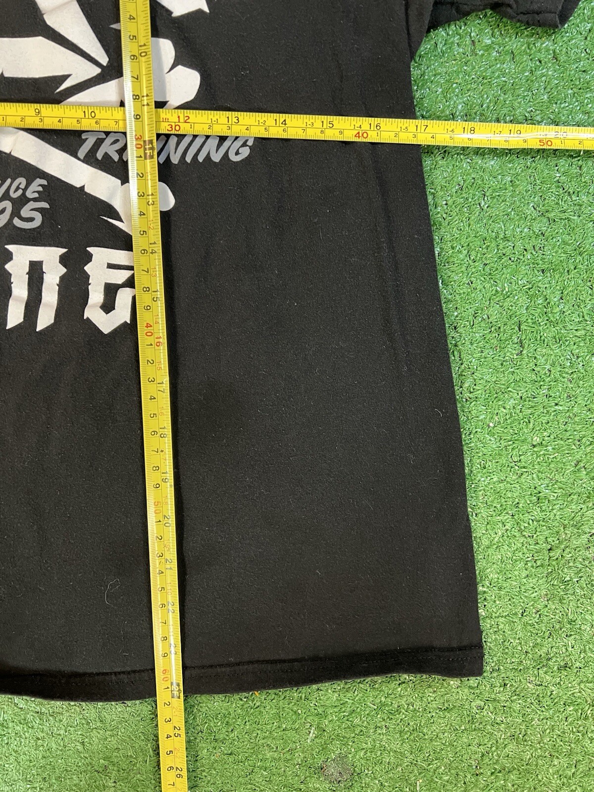 Reebok Fit To The Bone Black Men’s Workout Tshirt Tee Size Small SM gallery