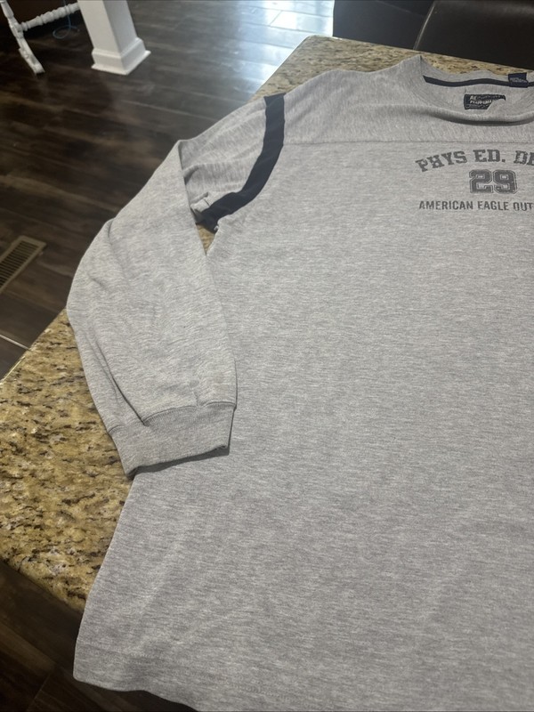 AE Performance heavy weight long sleeve shirt 2XL Grey Excellent Condition Cpix gallery