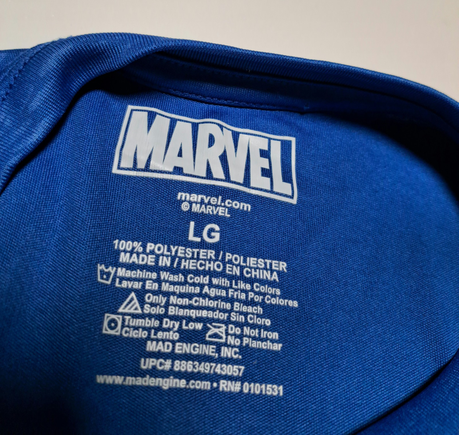 Men's Athletic Top Captain America Officially Licensed Marvel Comics Size L gallery