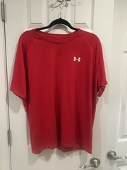 Under Armour Men’s Heat Gear Stadium Short sleeve T-Shirt Red Large Workout