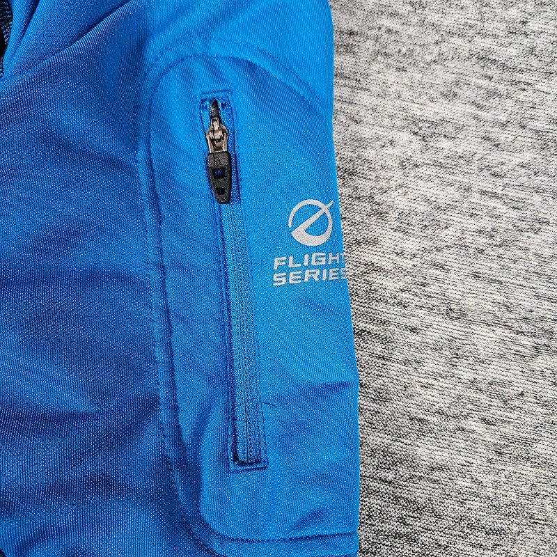 The North Face Flight Series Pullover Mens Medium Blue Black VaporWick 1/4 Zip gallery