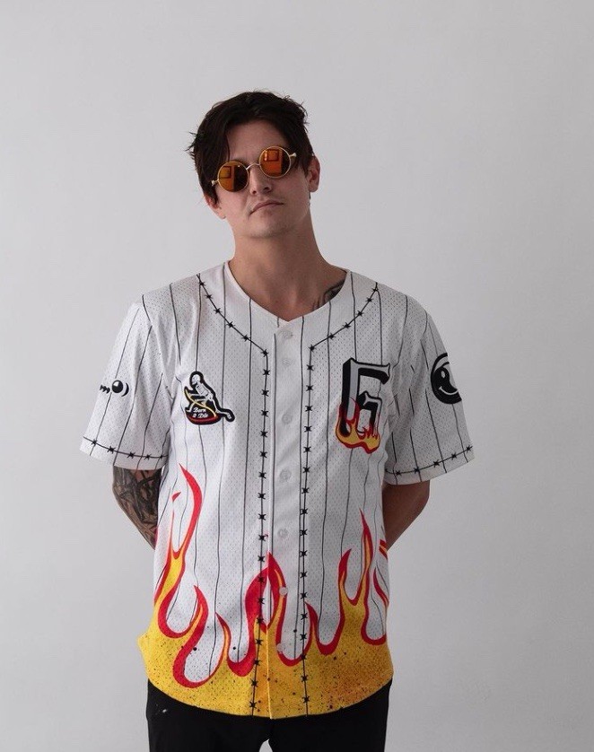 Ghastly Mens Flame Skull Baseball Jersey Button Front White Black XL Ghengar