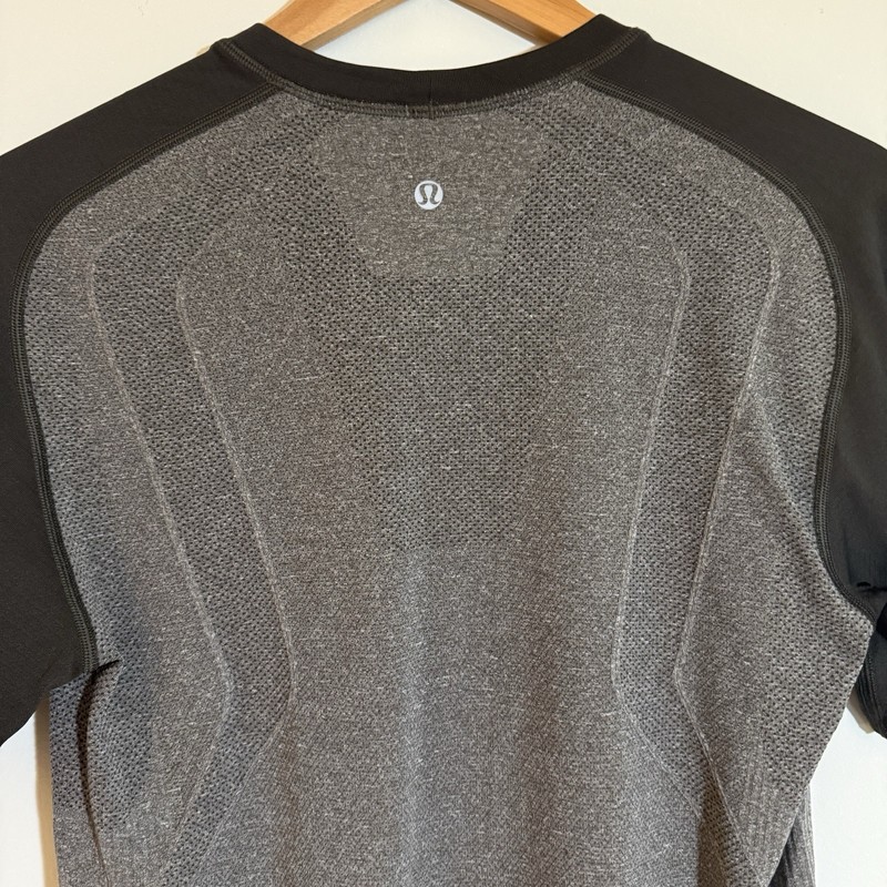 Lululemon Men’s Performance Training T-Shirt gallery