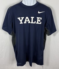 Nike Dri Fit Yale Bulldogs T-Shirt Men’s Size Large Blue & Gray Striped