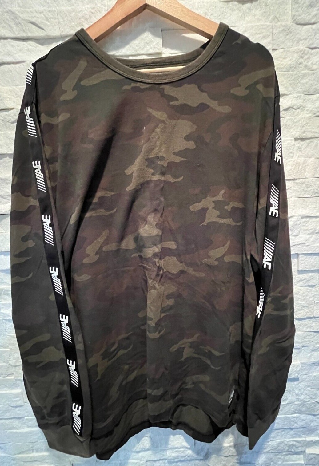 EUC Mens AMERICAN EAGLE Flex Super Soft L/S Crew Neck Refletive Athletic Top XXL gallery