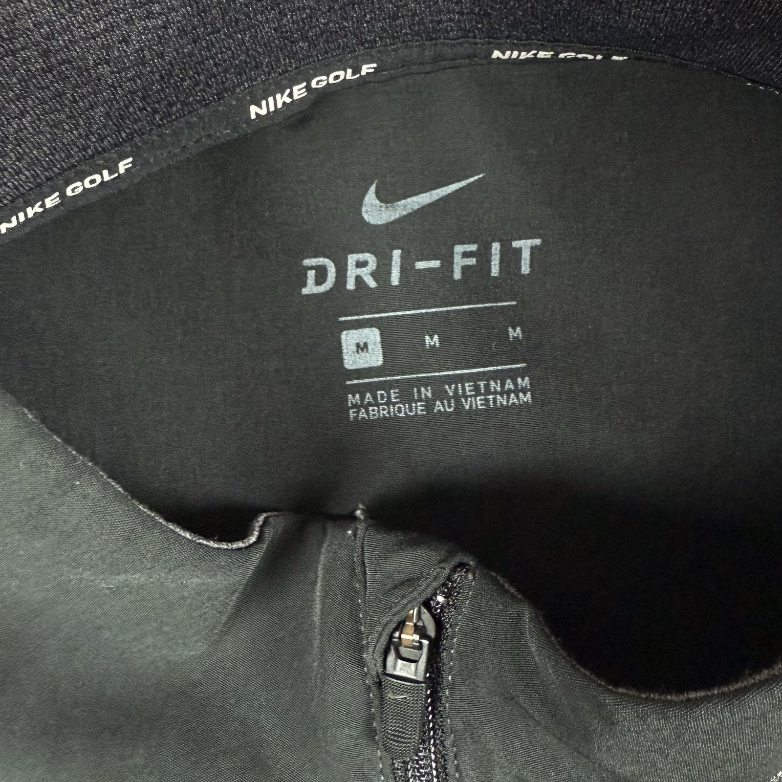 Nike Golf Dri-Fit Men's Medium Gray Performance 1/4 Zip Pullover gallery