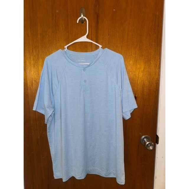 J.Crew Performance Henley Shirt Mens Large Light Blue Short Sleeve Raglan L gallery