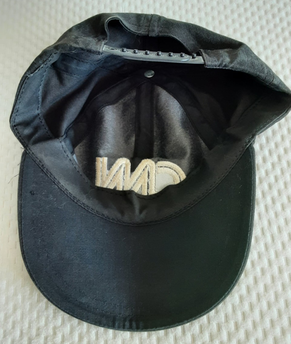 CNN BLACK HAT BEANIE ONE SIZE CABLE NEWS NETWORK gallery