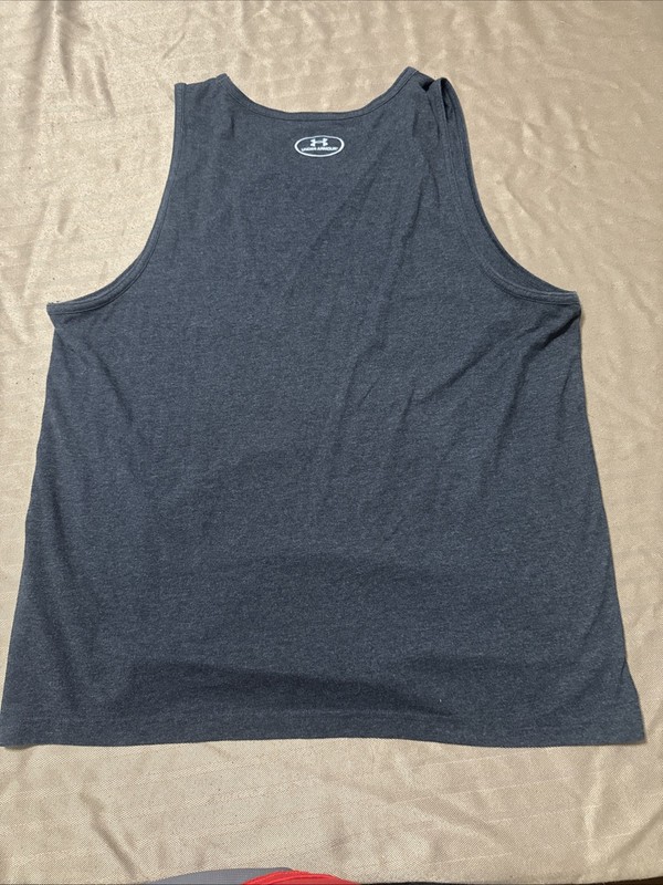 Under Armour Canada sleeveless cut off men’s XL 10088 gallery