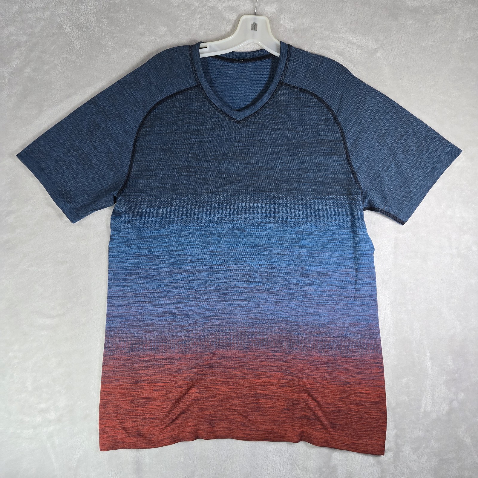 Lululemon Metal Vent Tech Short Sleeve V-Neck T-Shirt Sz Large Blue Red Gradient gallery