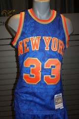 Mitchell and Ness NBA CNY 4.0 Swingman Jersey – New York Knicks- Patrick Ewing