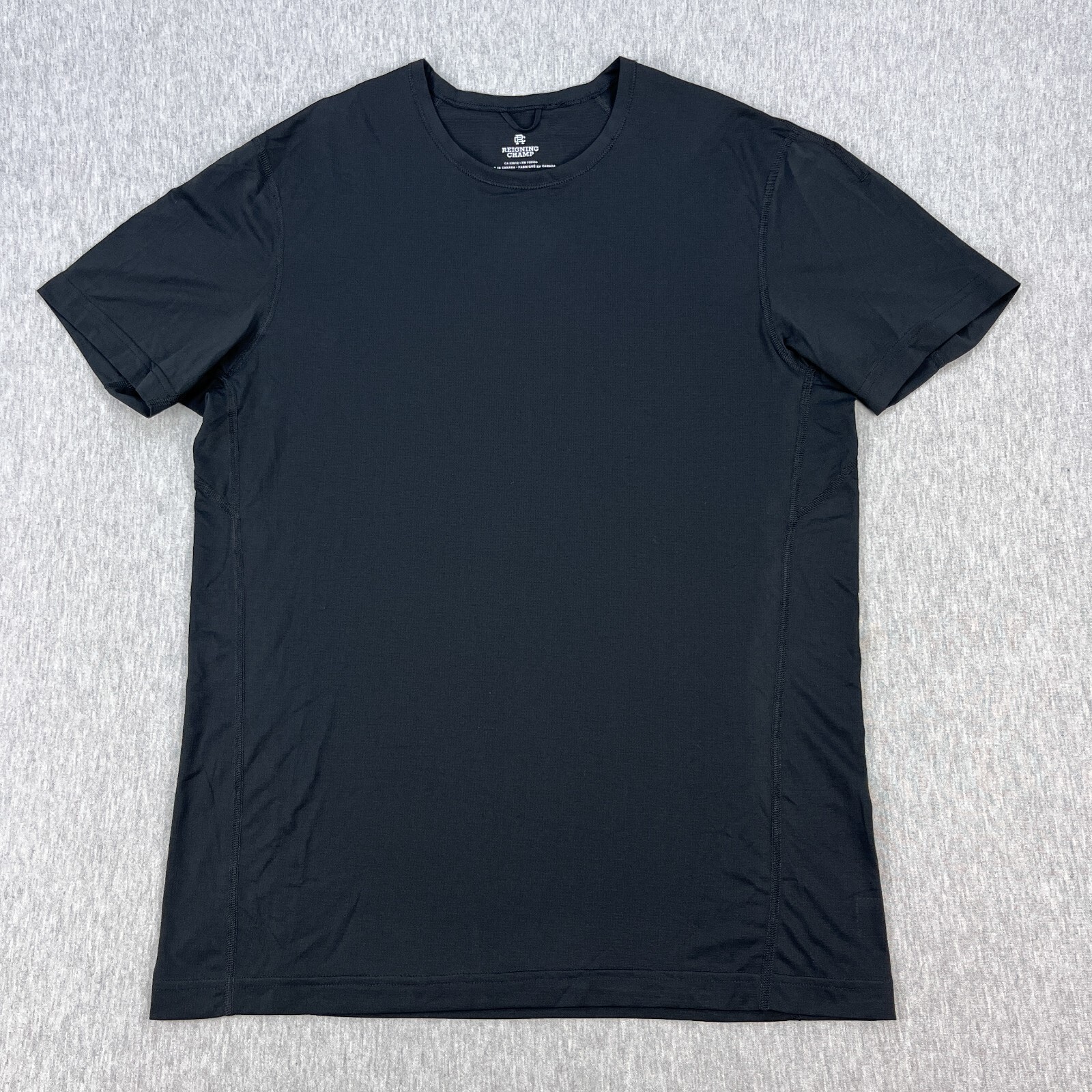 Reigning Champ Deltapeak 90 Training T-shirt Mens S Black Lightweight Mesh SS gallery