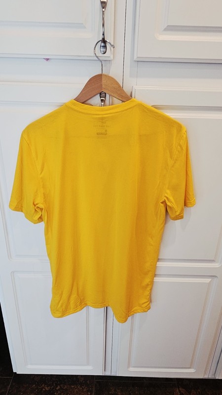 Nike Dri-FIT The Nike Tee Men's Large Tour Yellow Training Athletic Shirt NWT gallery