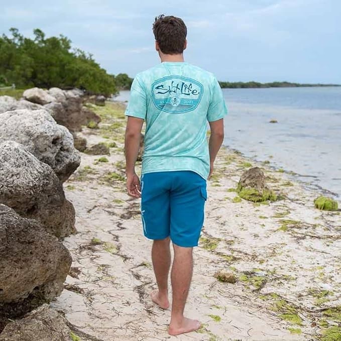 Salt Life Short Sleeve Classic Fit Pocket Shirt, Aruba Blue gallery