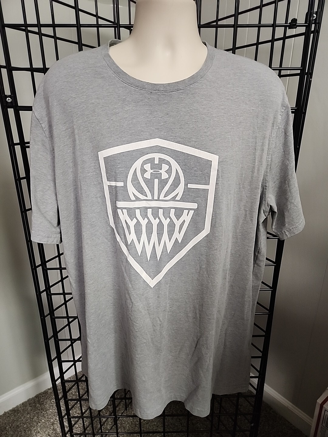Men’s Under Armour Heat Gear Basketball T-Shirt Size 2XL 2EG 2XTG Gray gallery