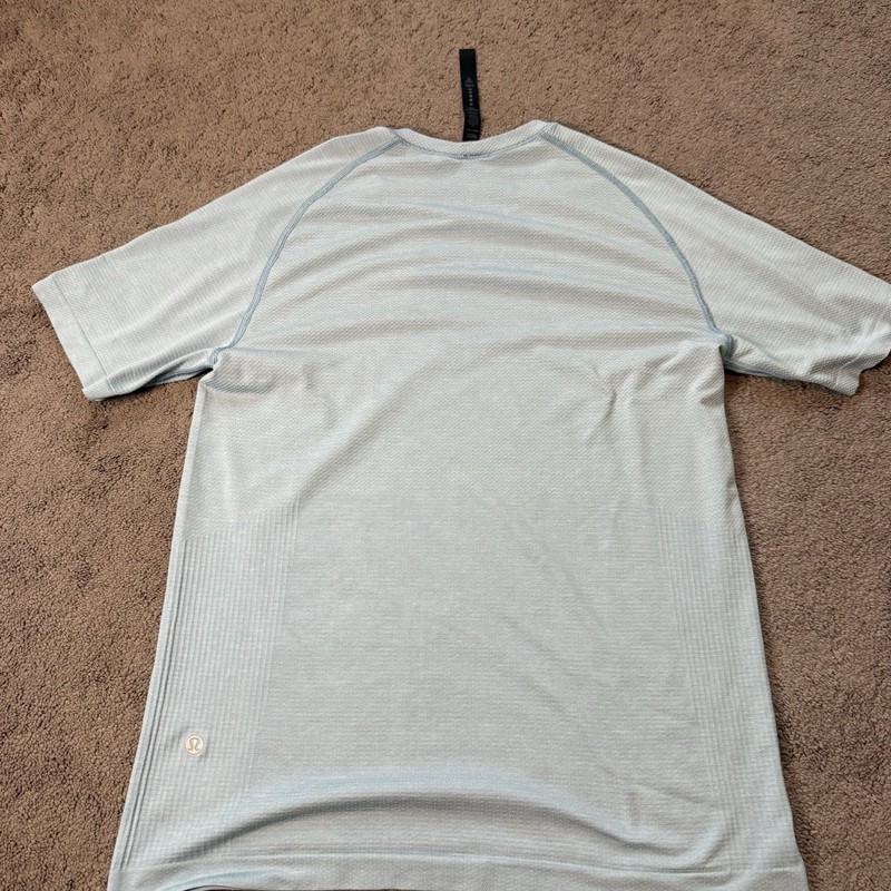 Lululemon Metal Vent Tech T Shirt Short Sleeve Light Blue Athletic Men’s S gallery