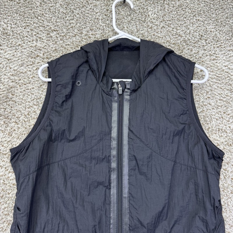 Fabletics Performance Vest Men's Large Black Full Zip Sleeveless Stretch Hood gallery