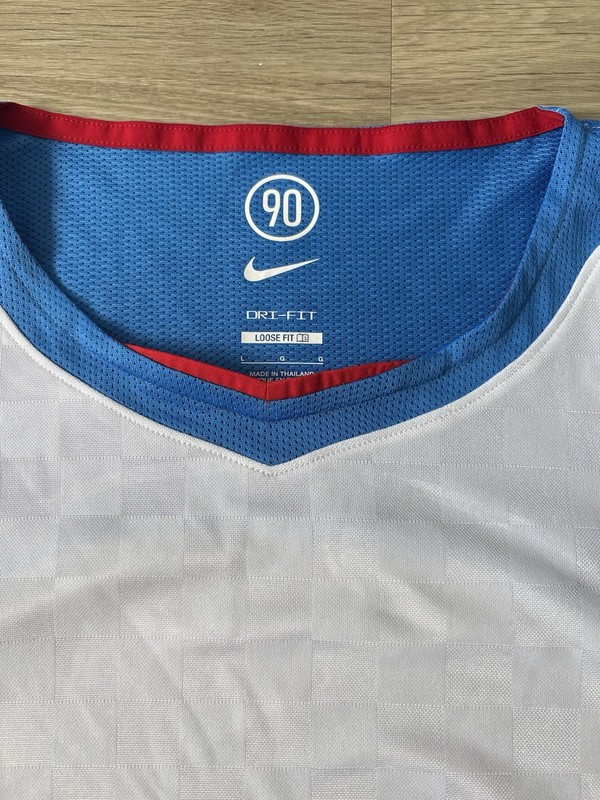 Brand New Nike Total 90 Dri Fit Soccer Jersey White Blue Gold Size L IB4210-100 gallery