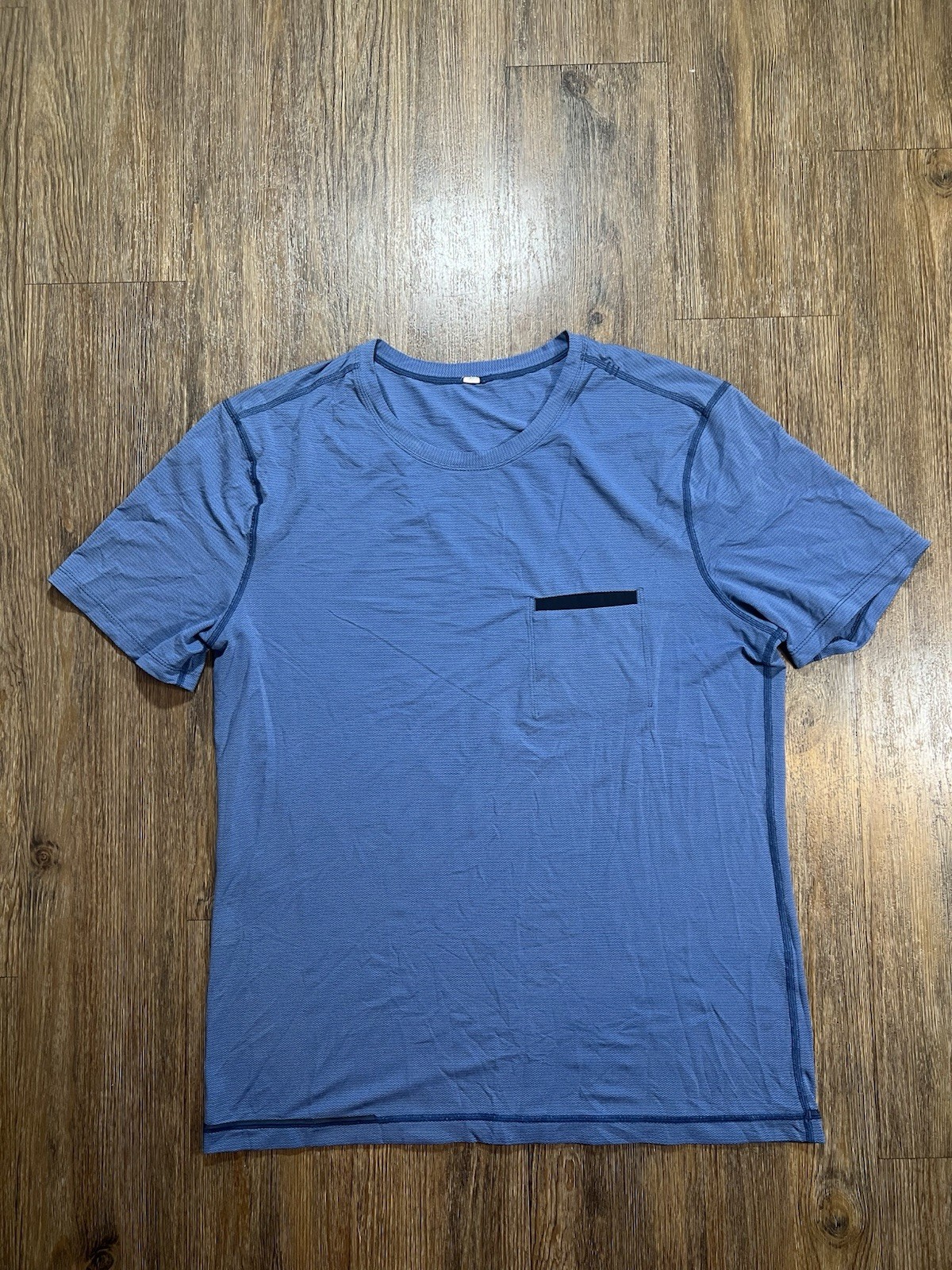 Lululemon R.A.D Tee Shirt Men's Large Pocket Tee Blue Breathable Stretch gallery