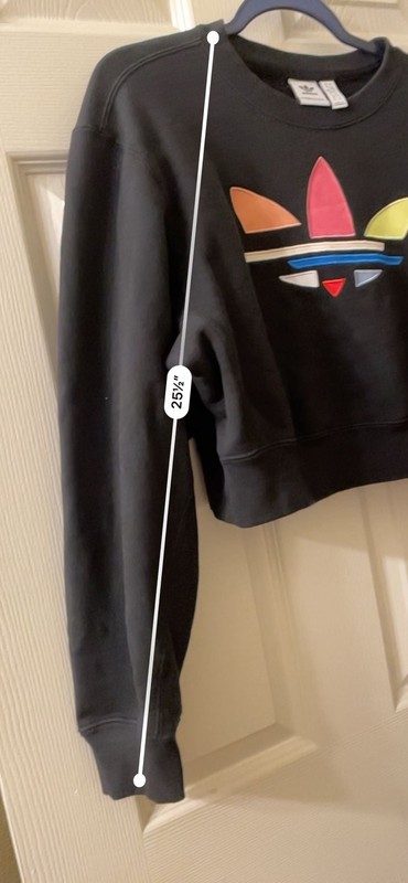 adidas Originals Adicolor Bold Shattered Trefoil Cropped Sweatshirt gallery