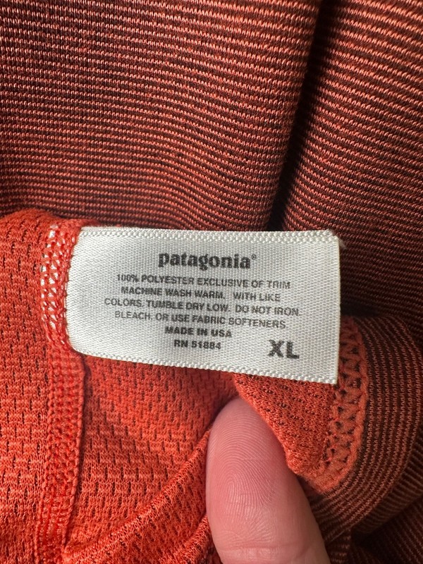 Patagonia Midweight Capilene Baselayer Long Sleeve Red Men’s Size XL Stripe A19 gallery