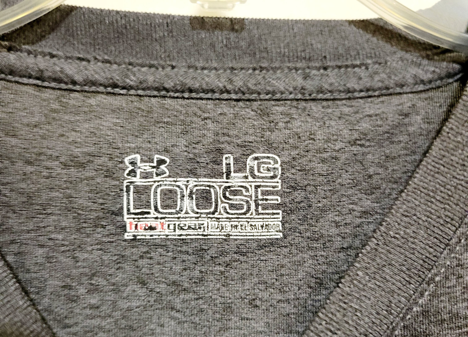 Under Armour Navy 1775 Heat Gear Shirt Men's Size Large gallery