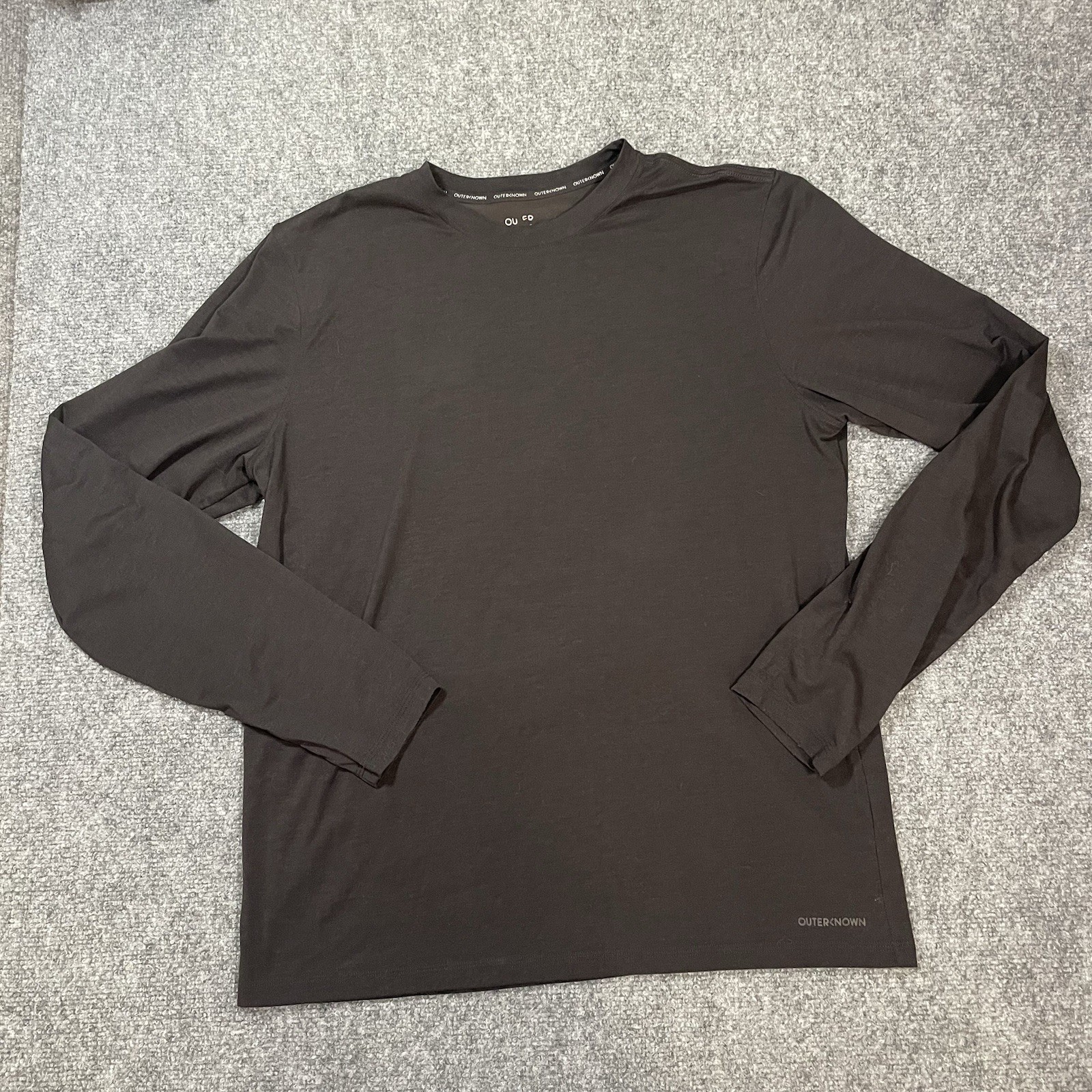 Outerknown Long Sleeve Shirt Mens Sz Medium Black Performance Sun Shirt Active gallery