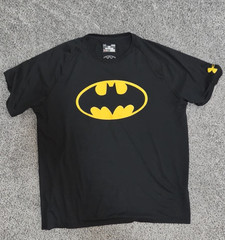 Under Armor DC Comics Batman Compression T-Shirt Mens Size M Short Sleeve Black