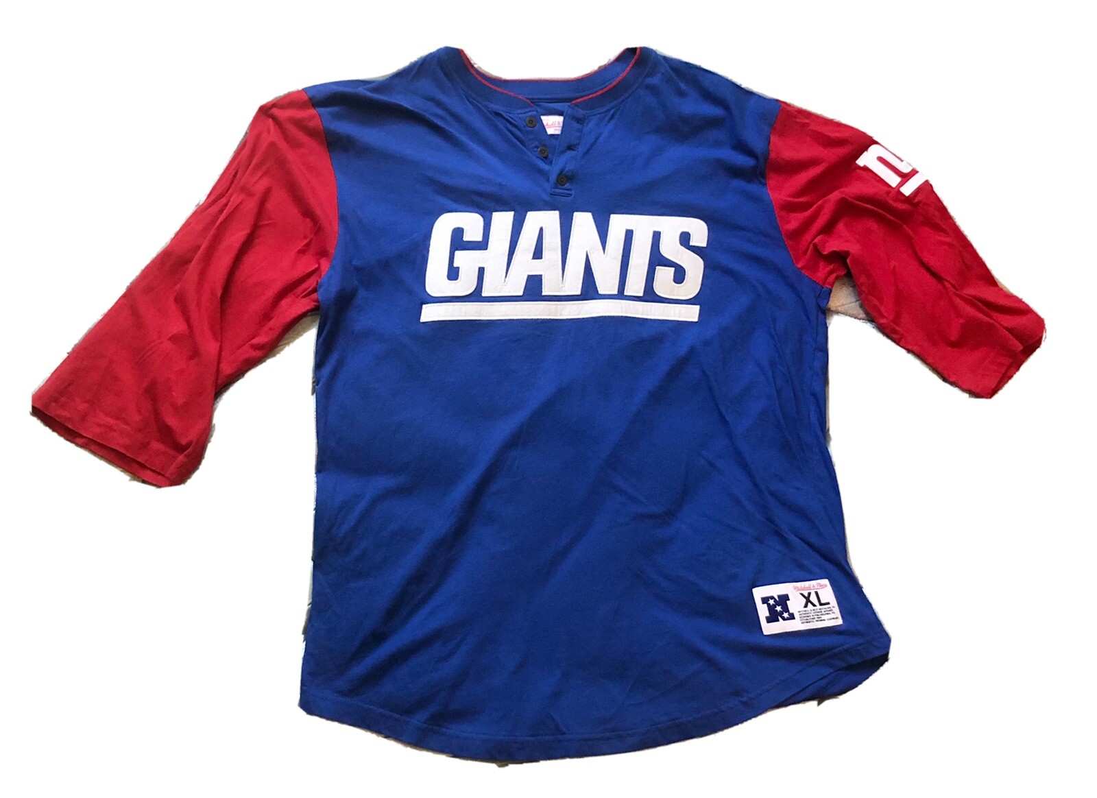 Mitchell & Ness Franchise Player Henley New York Giants Half Button Up Shirt XL gallery