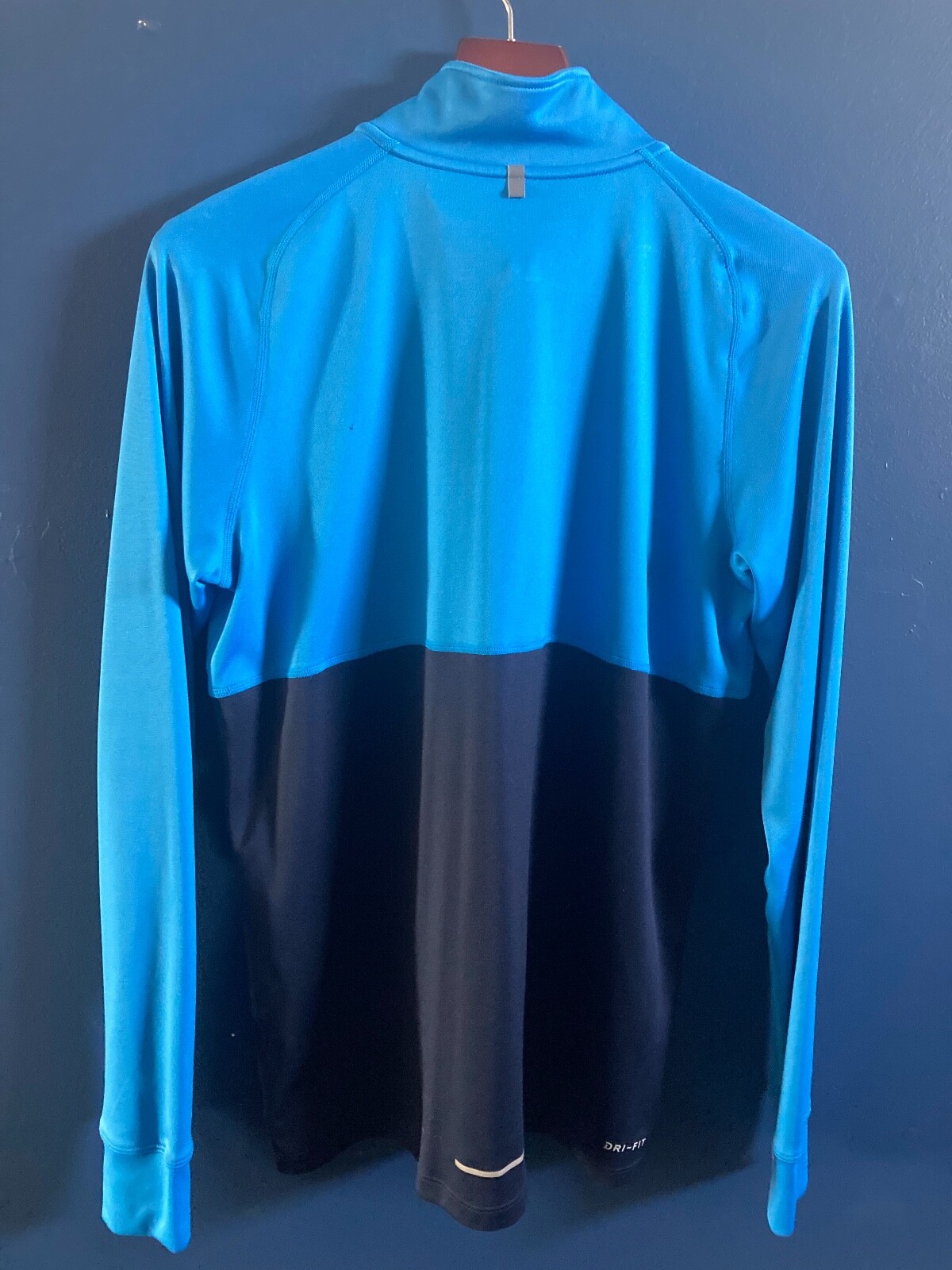 Mens Nike Racer Dri-Fit Quarter Zip Pullover w Thumb slits 648588-436 Size Large gallery