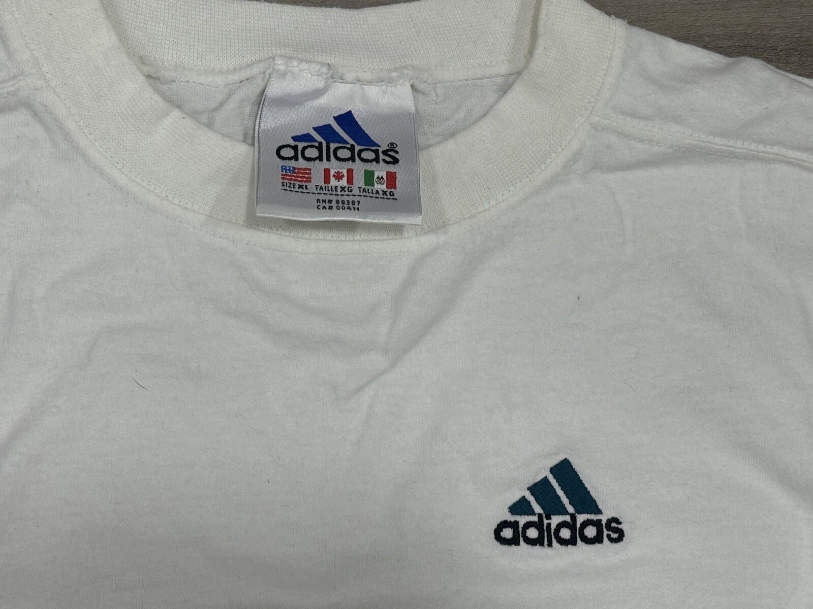 Adidas Mens XL Short Sleeve Athletic Tee Shirt White Dark Green 90s Y2K Vintage gallery