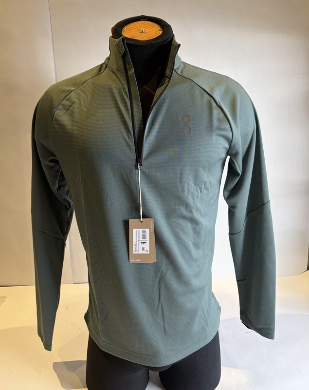 ON MENS RUNNING ON CLOUDS CLIMATE SHIRT IN OLIVE SIZE MEDIUM 1ME10600153 gallery