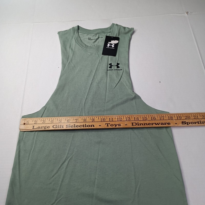 NWT Men’s Size S Under Armour Left Chest Cut Off Tank Top Shirt 1329286-348 gallery