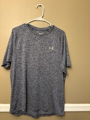 UnderArmor Tech Tee Men’s L Loose Fit Blue Gray Heather Color