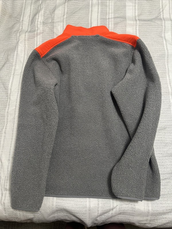 Men’s XL Under armour Pullover Hunter Orange And Gray New With Tags gallery