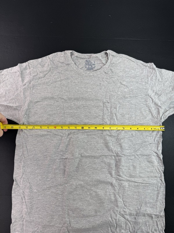 Fruit Of The Loom Mens T-Shirt Size Large Gray Short Sleeve NEW gallery