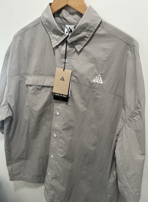 Nike ACG Orb Weaver UV Repel Short Sleeve Shirt Grey HJ2883-009 Men’s Size Large gallery