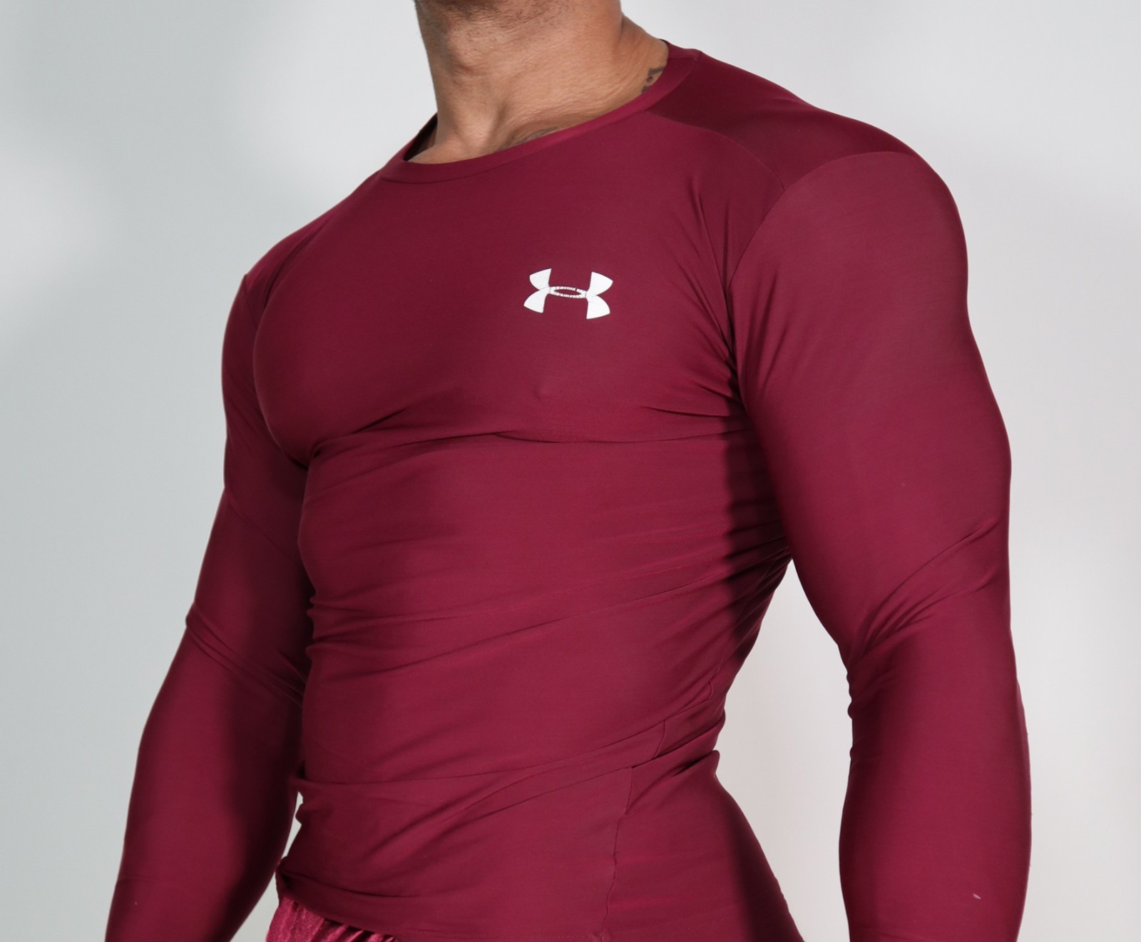 LONG SLEEVE MAROON COMPRESSION SHIRT XL (HOLE ON BACK SLEEVE) gallery