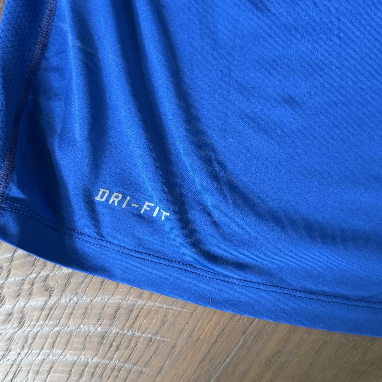 Men's L Nike Pro Combat Dri Fit Blue Fitted SS Tee Shirt Top Crew Neck U55 gallery